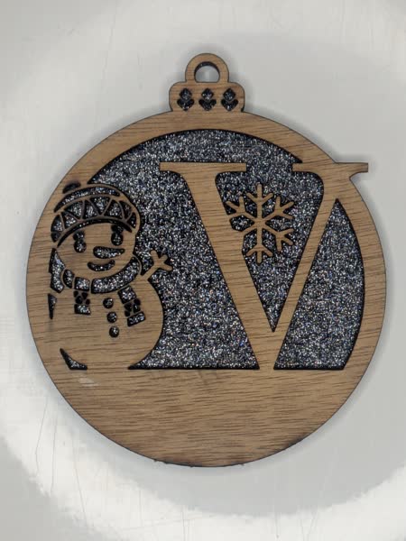 V Bauble Custom Engraved - Image 3