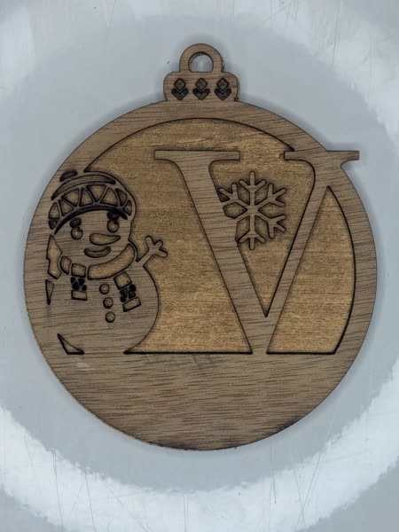 V Bauble Custom Engraved - Image 4